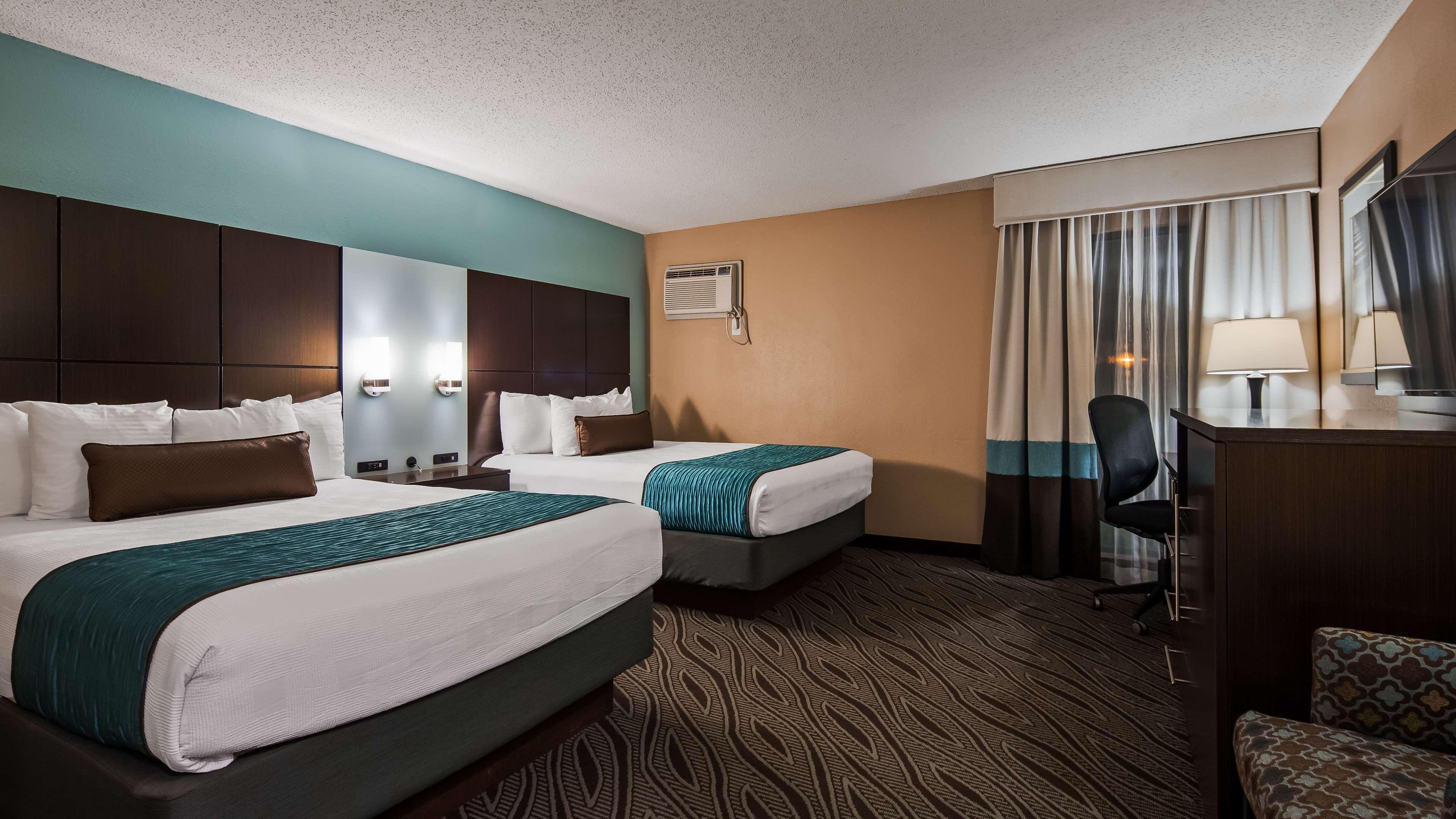 Western Galleria Inn&suites 3*