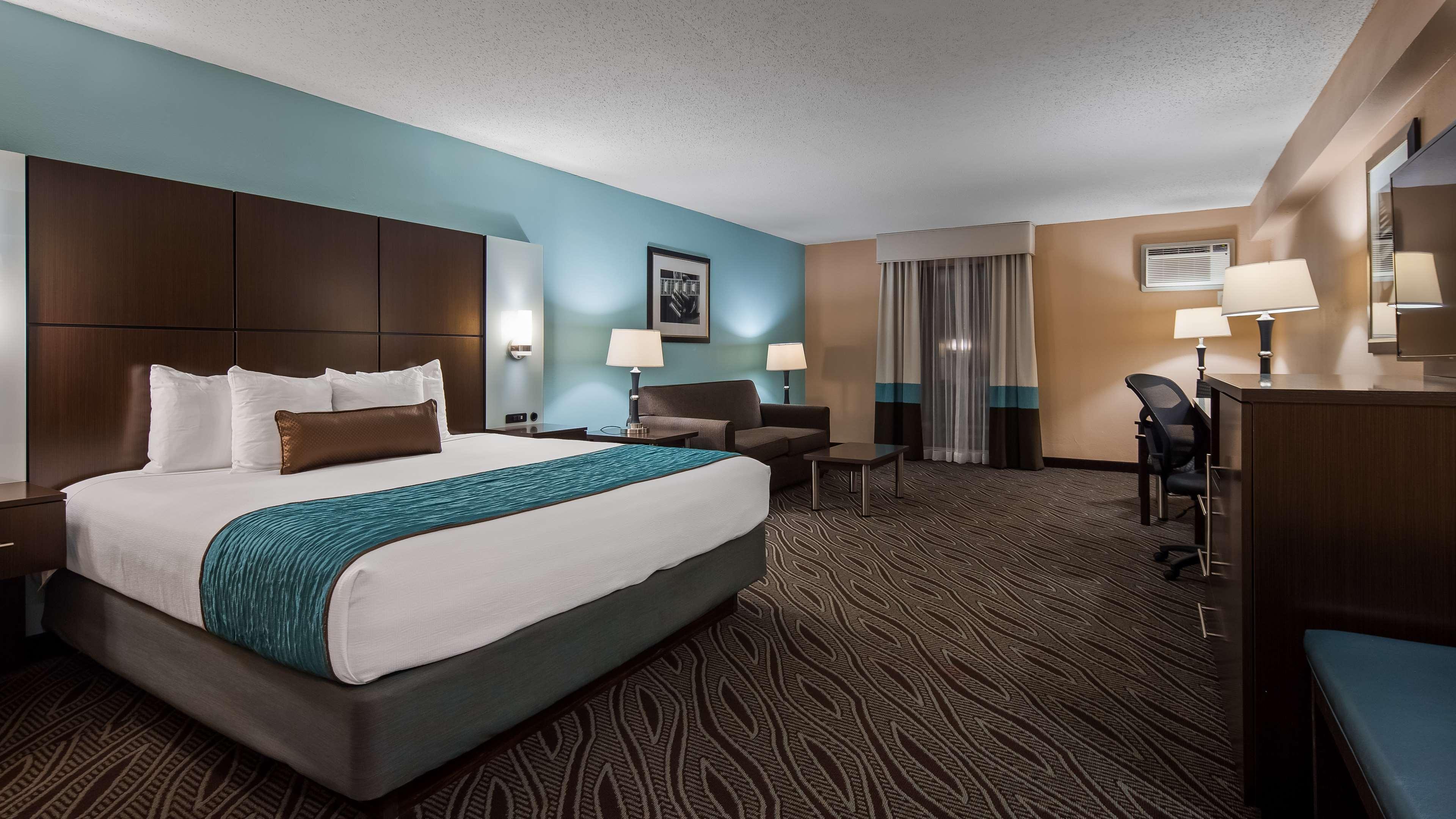 Western Galleria Inn&suites 3*